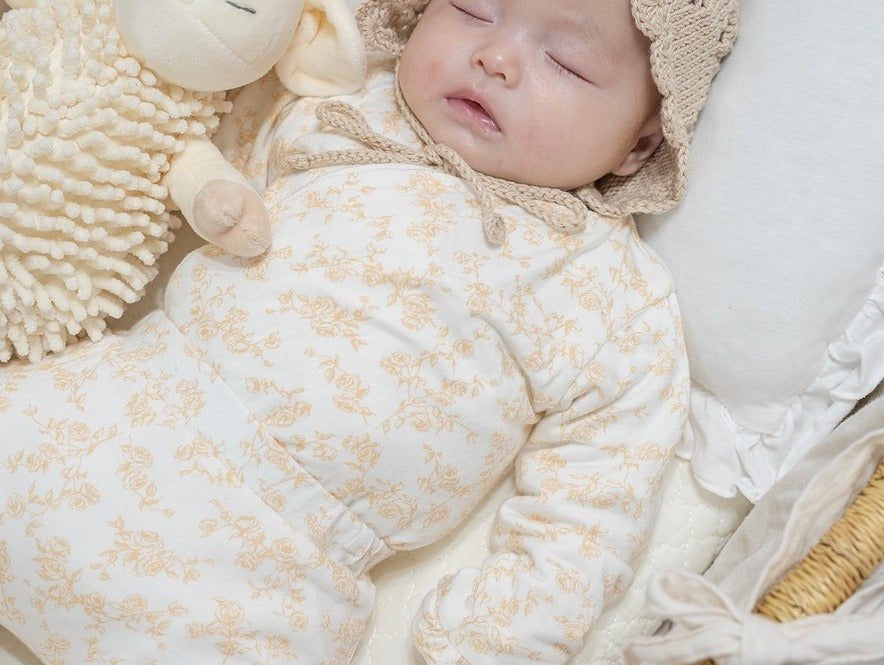 What Fabric Is Best for Newborn Skin With Sensitivity or Eczema? - Mama Coco