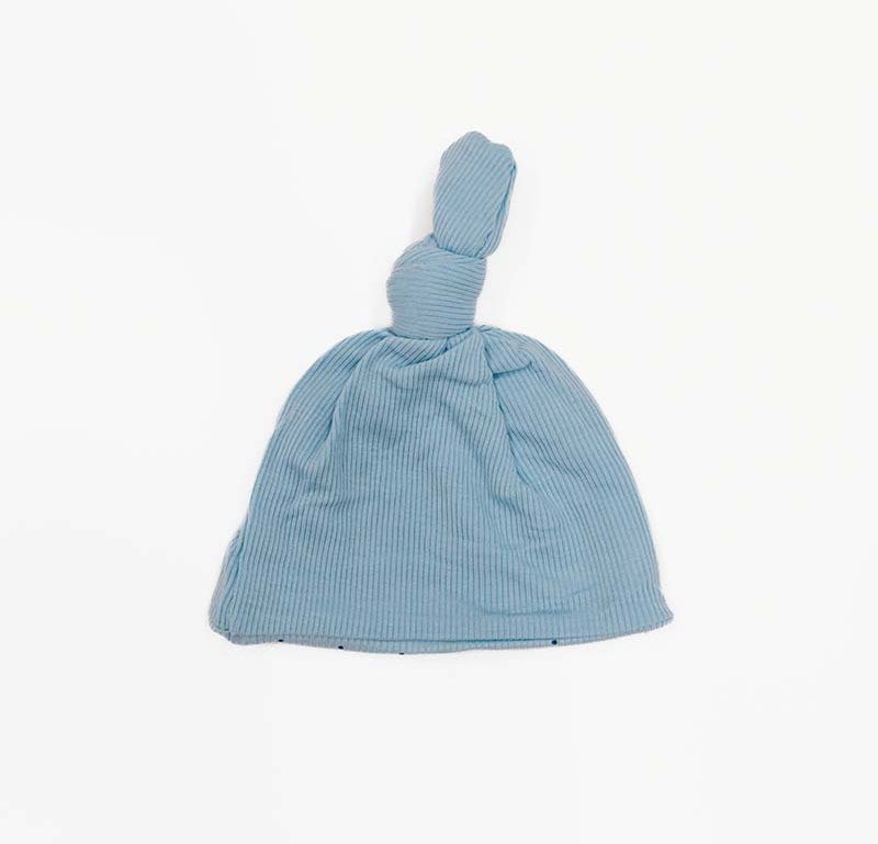 KNOTTY BEANIE - Mama Coco