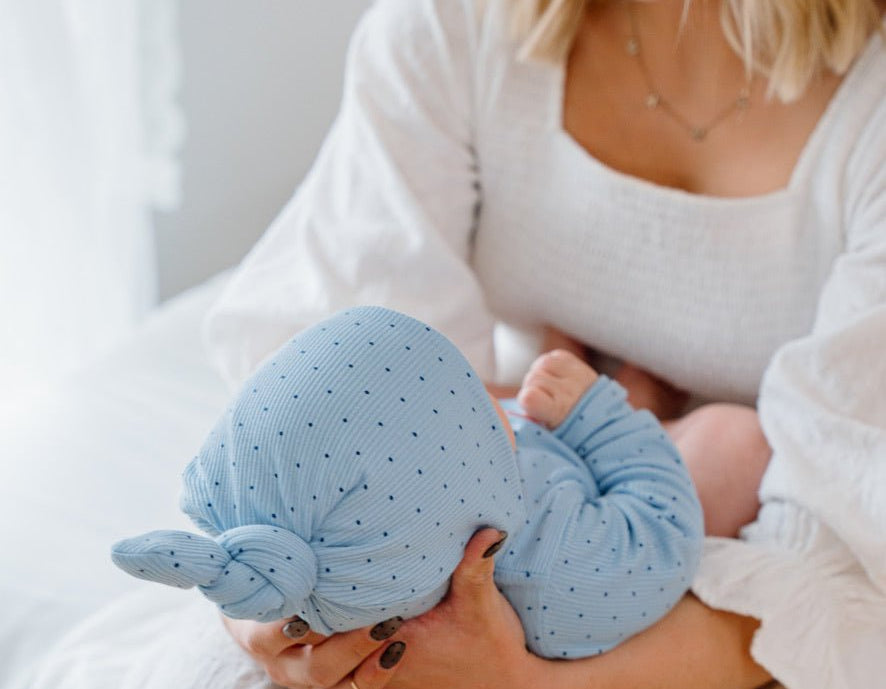 Soft and elegant knotty beanie in Dotted Blues fabric.