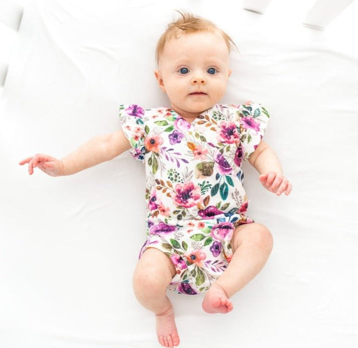 Our ivory wildflowers flutter sleeve baby onesie outfit bundle is made from soft classic brushed texture fabric.
