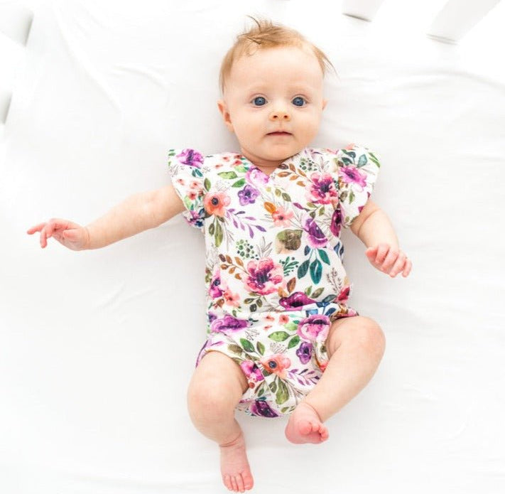 Our ivory wildflowers flutter sleeve baby onesie outfit bundle is made from soft classic brushed texture fabric.
