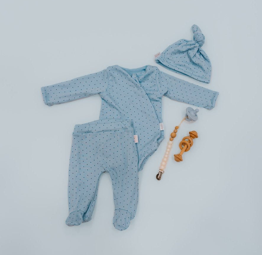 Long-sleeve onesie outfit bundle in a dotted blue design.