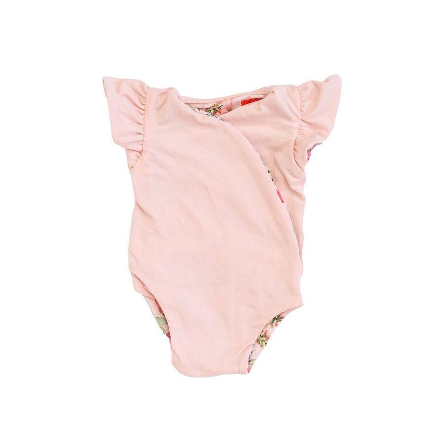 Reversible Peachy Rose Fields short-sleeve baby bodysuit in Classic Brushed fabric styles.