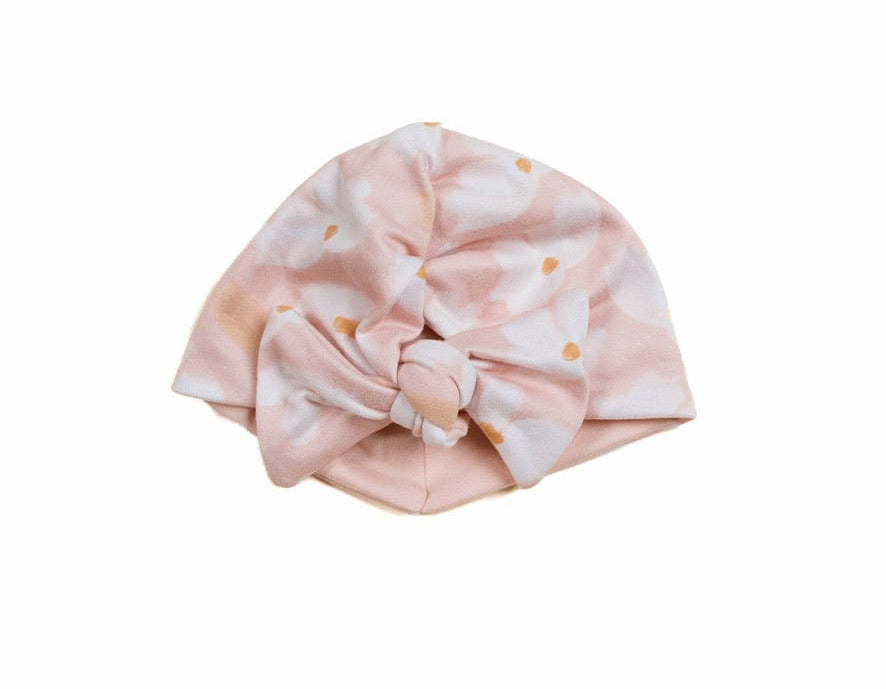 Reversible sweet lily design baby knotty beanie.