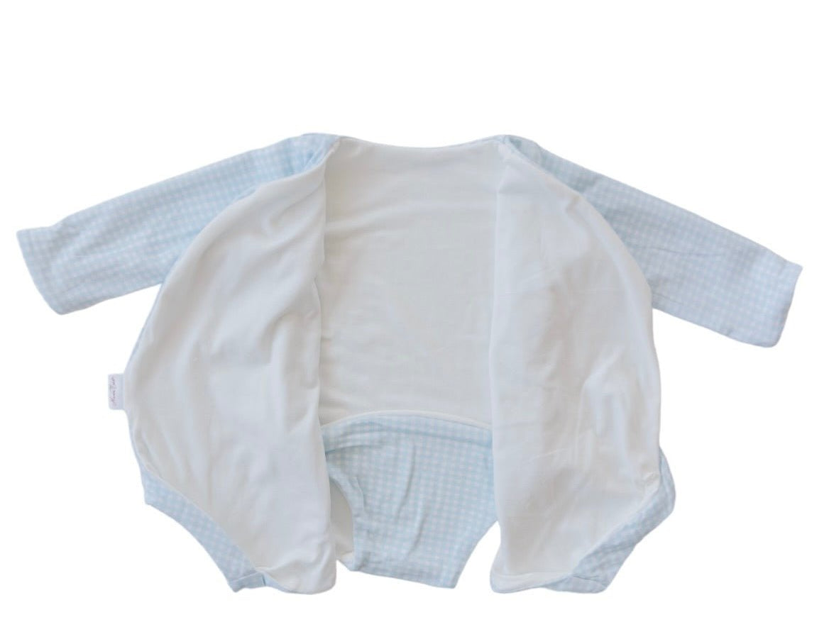 Reversible long sleeved winged bodysuit for babies in silky modal fabric.