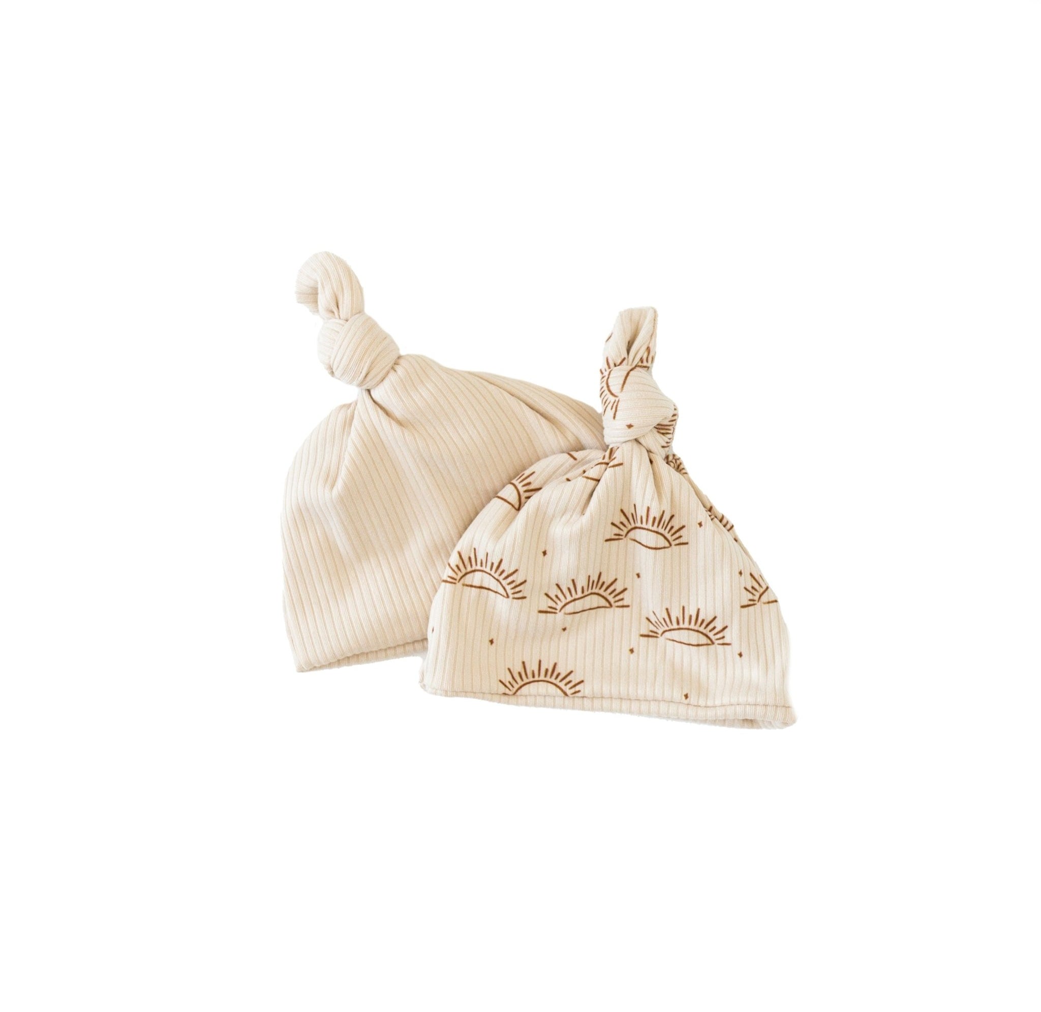 Reversible beanie in sandy sunsets design.