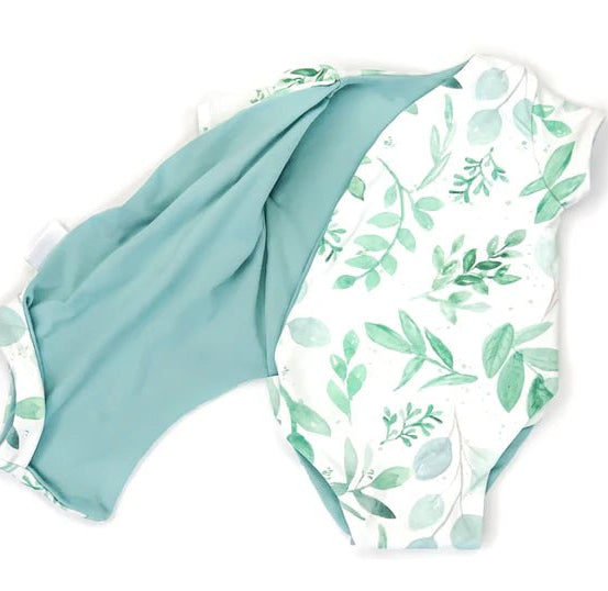 Reversible short-sleeve winged bodysuit in Saged Eucalyptus made with soft classic brushed fabric.