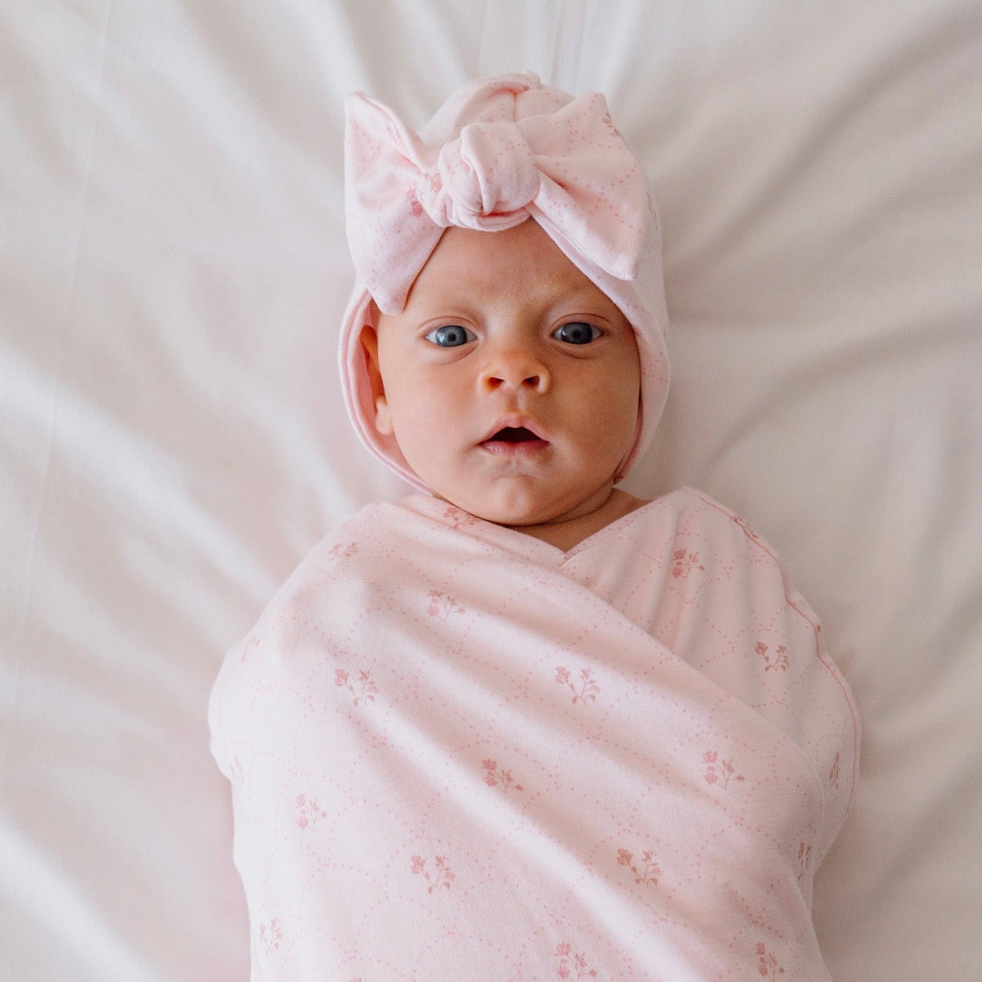 RUCHED BEANIE WITH BOW - Mama Coco