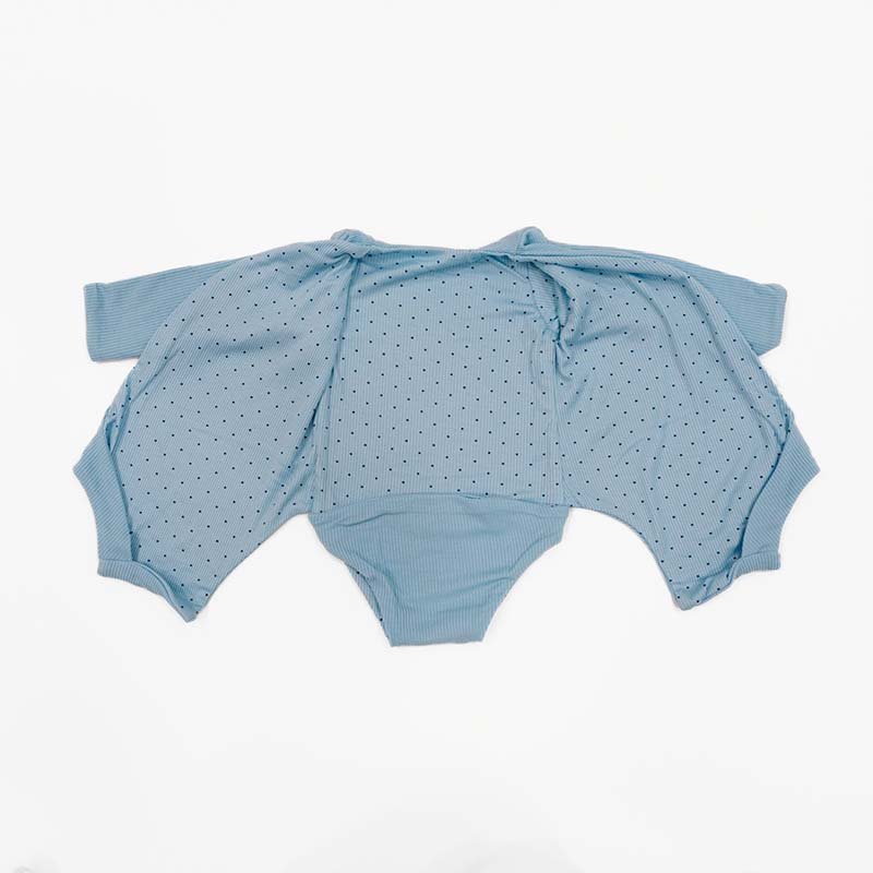 Long sleeved winged bodysuit for babies in silky modal fabric.