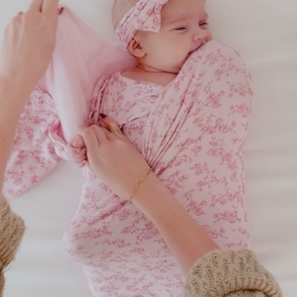 COCOON SWADDLE – Mama Coco