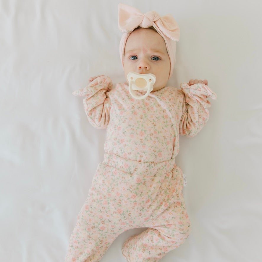 Dusty roses ruffle cuff long-sleeve onesie outfit bundle made from soft classic brushed texture fabric.