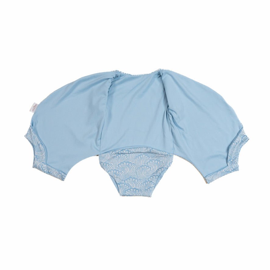 Classic brushed reversible short-sleeve winged bodysuit in Blue Swells for a soft and stretchy outfit.
