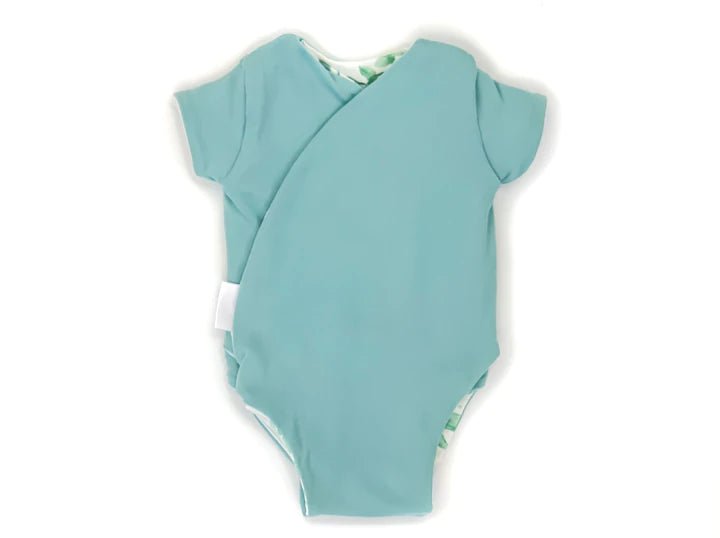 Short-sleeve winged bodysuit in soft Saged Eucalyptus fabric with a reversible classic brushed design.